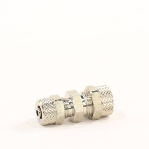Фитинг накидная гайка 0° P=8-P=6мм (соединитель)