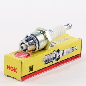 Свеча зажигания NGK BPR7HS мото